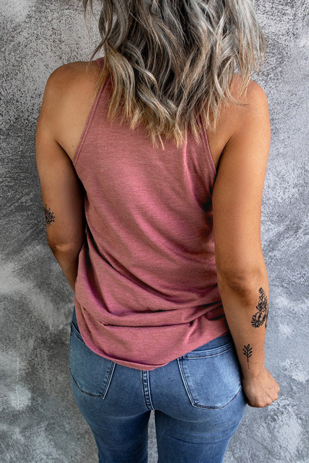 Pink Solid Color Crew Neck Tank Top