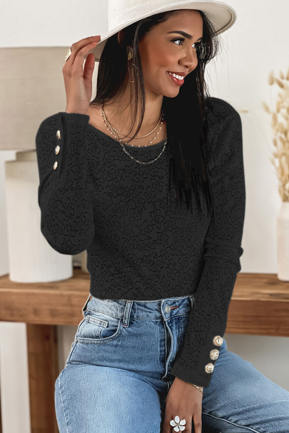 White Basic Cuffed Lace Backless Long Sleeve Bodysuit