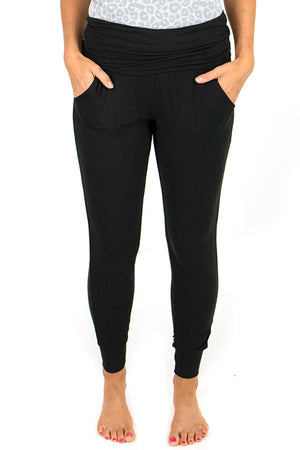 Black High Waist Pleated Pocket Leggings