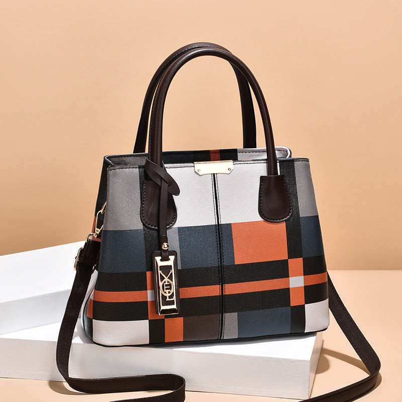 European And American Casual Shoulder Bag Middle-aged Messenger